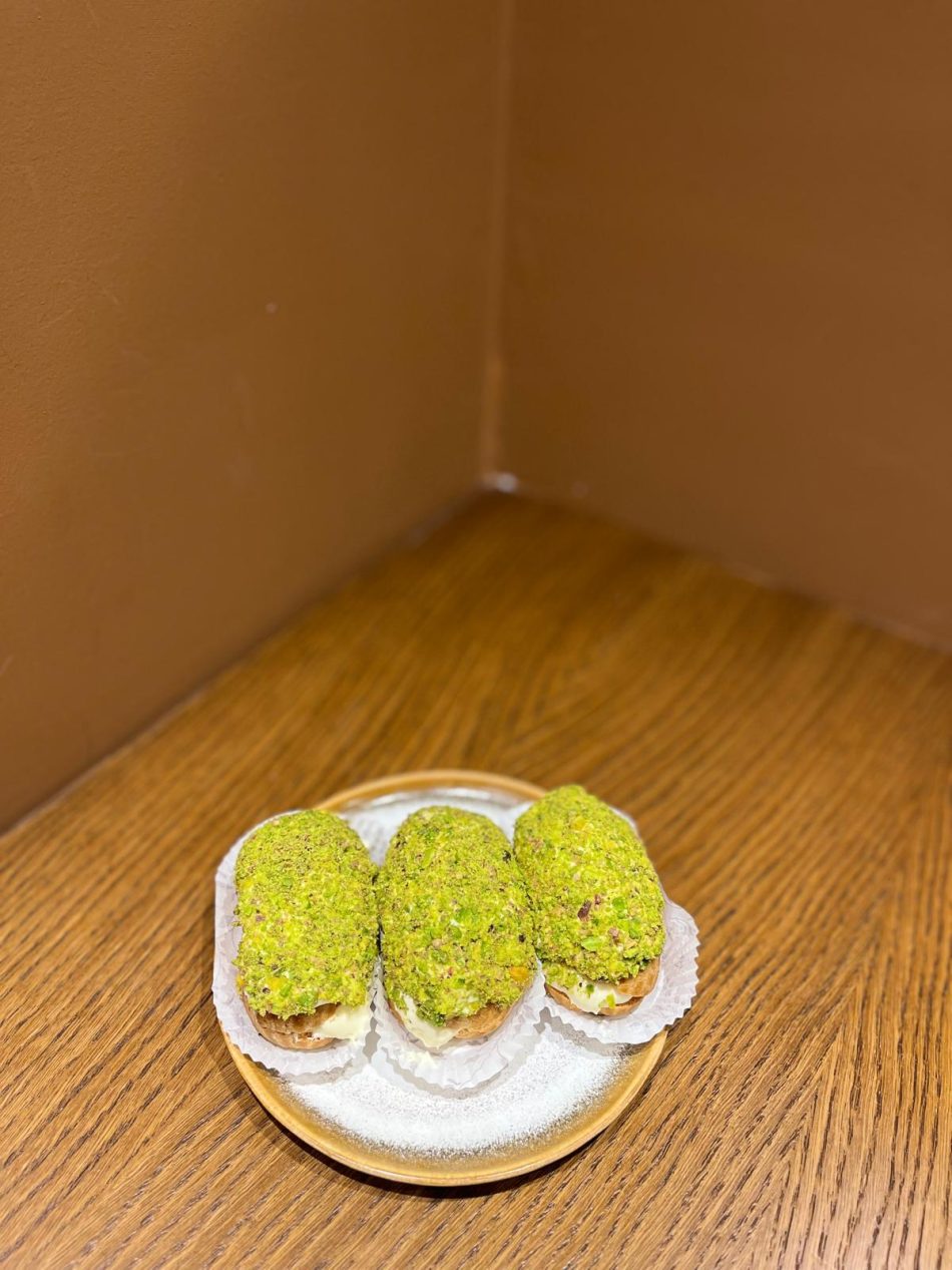 ANTEP FISTIKLI EKLER